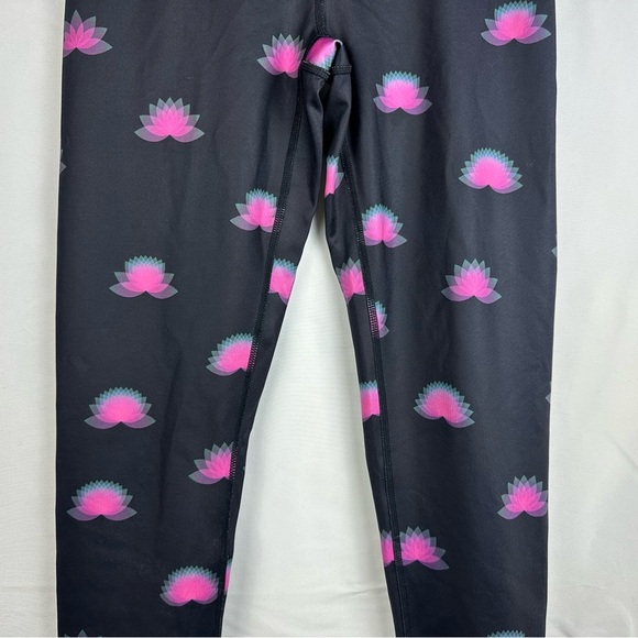 Free People Movement Leggings. Black With Pink And Blue Design. Women's Small. - Picture 4 of 10